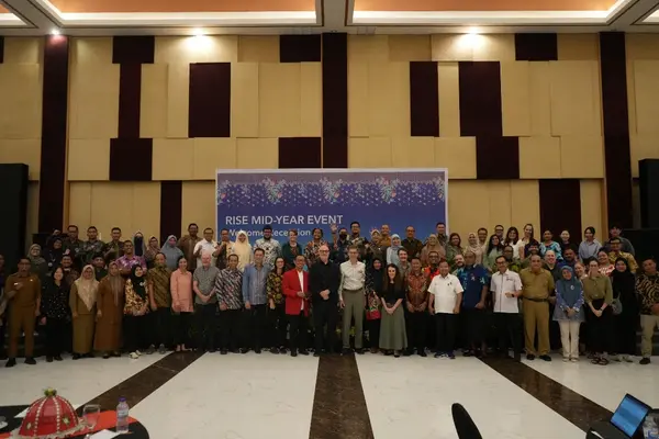 Unhas Tuan Rumah Mid-Year Meeting Konsorsium RISE