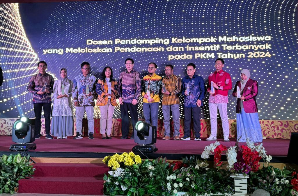 Membanggakan, Unhas Raih Lagi 5 Penghargaan di Ajang PKM Award 2024