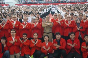 Unhas Selenggarakan Prosesi Penerimaan Bagi 9.105 Mahasiswa Baru Jenjang Sarjana dan Sarjana Terapan