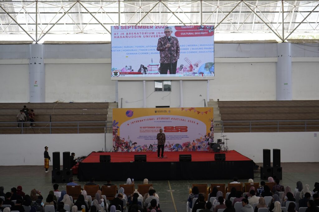 International Student Festival 2024 Unhas: Perkuat Interaksi Global Melalui Budaya