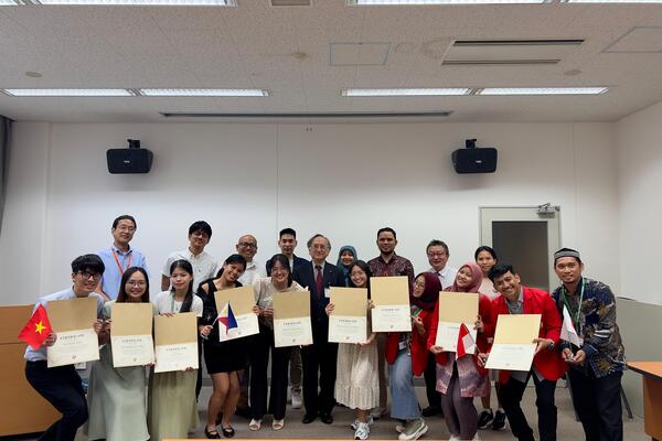 Mahasiswa Fakultas Keperawatan Unhas Berpartisipasi pada Pertukaran Mahasiswa Asia Tenggara di Jepang