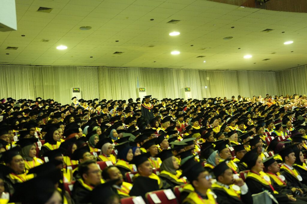 Unhas Selenggarakan Wisuda Periode September Tahun Akademik 20242025 Bagi 2771 Lulusan Baru