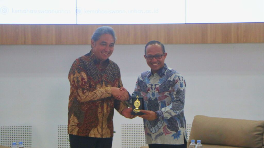 Beri Kuliah Umum di Unhas, Dirjen Kebudayaan Hilmar Farid Ajak Reimajinasi Indonesia (2)