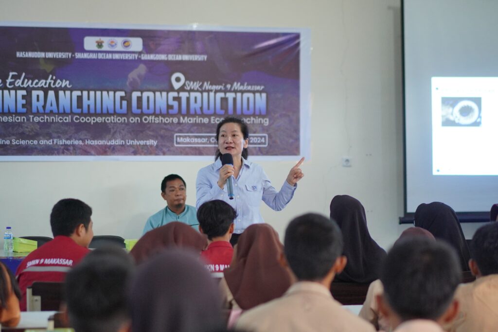 FIKP Unhas - Universitas China Edukasi Pemanfaatan Terumbu Buatan di SMKN 9 Makassar (4)