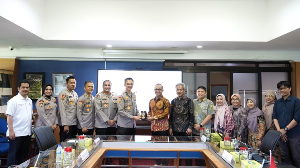 Lakukan Studi Tiru di Unhas, STIK LEMDIKLAT POLRI Pelajari Pengelolaan Pendidikan