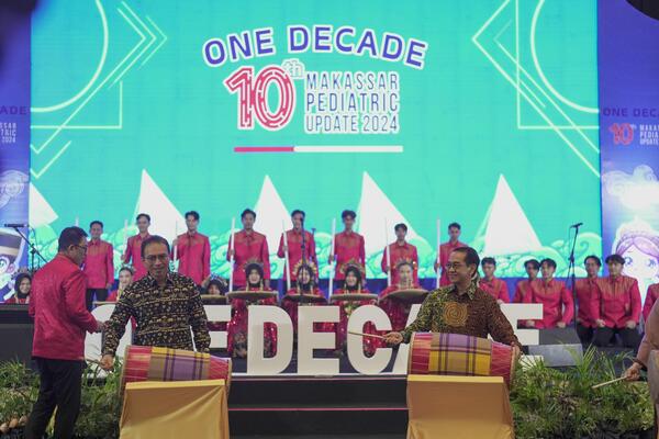 Rektor Unhas Bahas Tantangan Kesehatan Anak dalam 10th Makassar Pediatric Update 2024