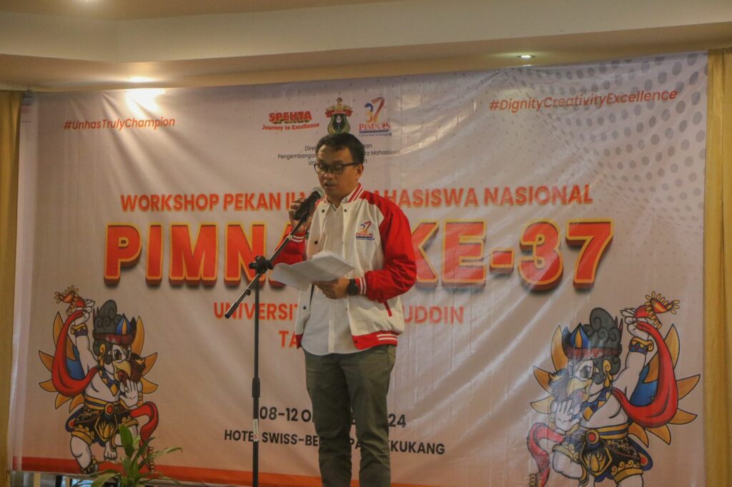 Rektor Unhas Lepas 38 Tim PKM Berlaga di Pimnas 37, Unair