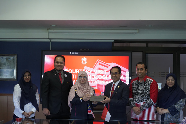 Rektor Unhas Terima Kunjungan Delegasi UiTM Malaysia, Bahas Perluasan Kerja Sama Pendidikan