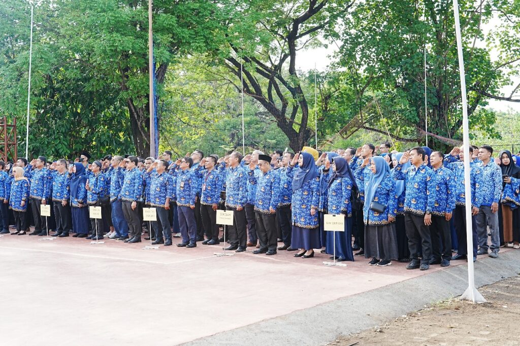 Unhas Gelar Upacara Khidmat Peringatan Hari Pahlawan 2024