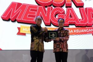 Unhas dan OJK Gelar Kuliah Umum Wujudkan Generasi Cerdas Keuangan untuk Indonesia Emas