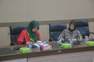Wakil Ketua Komisi IX DPR RI Beri Kuliah Umum di Unhas, Bahas Transformasi Kebijakan Publik Bidang Kesehatan