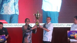 Kemahasiswaan Unhas Beri Apresiasi Berbagai Prestasi Mahasiswa 2024