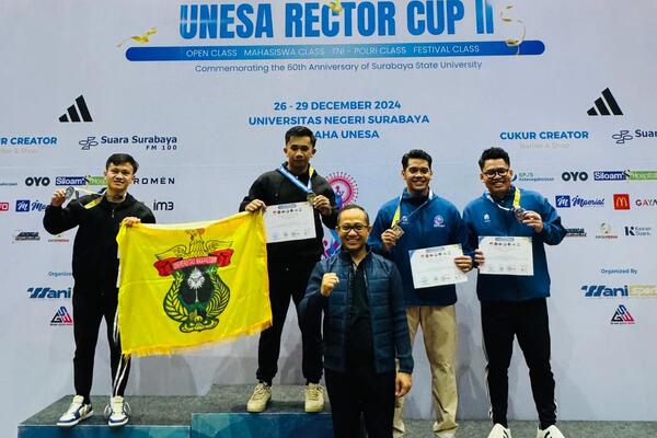 Unhas Raih 7 Medali dan Penghargaan Best of The Best di International Karate Rector Cup II di Unesa