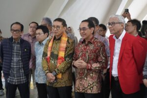 Menteri Kebudayaan Ajak Rektor Unhas Jadikan Leang-leang Sebagai Icon Unhas