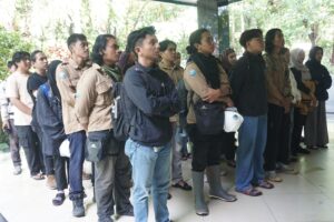 Pelepasan Mahasiswa Prodi Konservasi Hutan Unhas Melaksanakan Praktek Umum, Dekan Manfaatkan Kesempatan Belajar di Lapangan (2)
