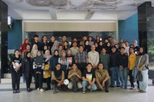 Pelepasan Mahasiswa Prodi Konservasi Hutan Unhas Melaksanakan Praktek Umum, Dekan Manfaatkan Kesempatan Belajar di Lapangan
