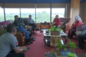 Di akhir pertemuan, kedua belah pihak sepakat untuk memperkuat hubungan kerja sama yang saling mendukung. Harian Rakyat Sulsel menyatakan komitmennya untuk terus memberikan ruang pemberitaan bagi kegiatan akademik dan inovasi yang dihasilkan oleh Universitas Hasanuddin.