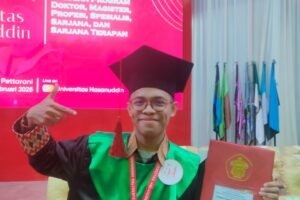 Achmad Kautsar Baharuddin Raih Wisudawan Terbaik Unhas Dari Eksakta, Puji Lingkungan Akademik Kondisif