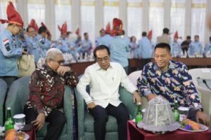 Rektor Unhas Hadiri Pembukaan Sidang Umum HIMPUNI di Makassar