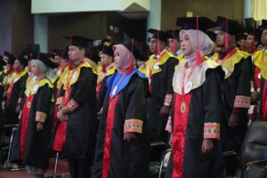 Unhas Wisuda 1.770 Lulusan, Rektor Kolaborasi Kunci Menghadapi Tantangan Global