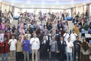 Wamen Pelindungan Pekerja Migran di Unhas, Ulas Peluang Karier Global dan Fenomena #Kaburajadulu