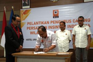 Lantik Pengurus PII Cabang Sulsel, Rektor Unhas Penting Kompetensi Insinyur Menyesuaikan Kebutuhan Zaman