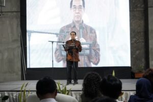 Konferensi Jurnalisme dan Hak Asasi Manusia, Rektor Unhas Media Pilar Kelima Demokrasi