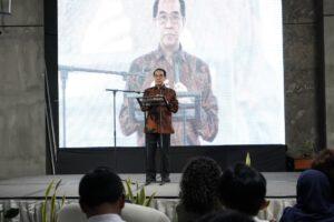 Konferensi Jurnalisme dan Hak Asasi Manusia, Rektor Unhas Media Pilar Kelima Demokrasi