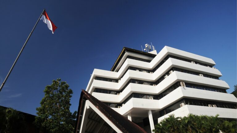 Gedung rektorat Universitas Hasanuddin