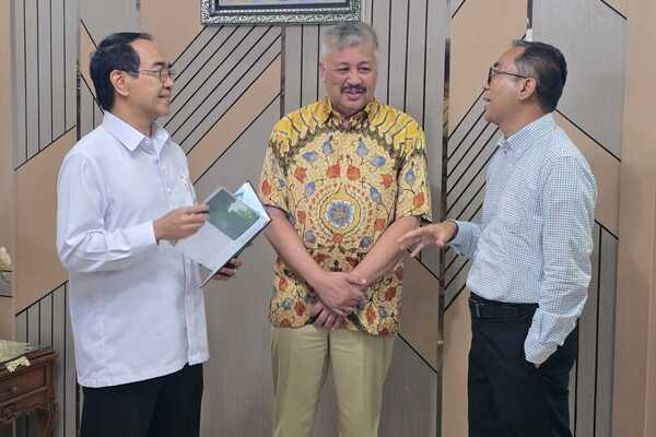 Bupati Pinrang Ungkapkan Keinginan Bangun Kampus Vokasi, Rektor Unhas Kami Siap Mendukung
