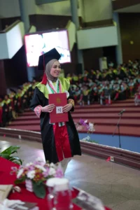 dr. Hanadi: "Terima Kasih Unhas, Ilmu Ini untuk Palestina" Prof JJ: Beasiswa Unhas Memberi Manfaat bagi Kemanusiaan