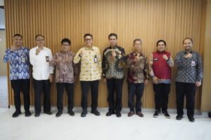 Penilaian Kemampuan dan Kepatutan Calon Anggota Dewan Komisaris Bank Unhas oleh OJK