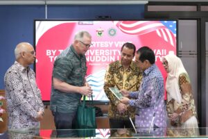 Unhas dan University of Hawai‘i Bahas Potensi Kemiri sebagai Bahan Bakar Penerbangan Berkelanjutan