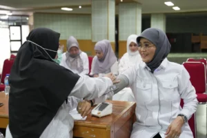 Unhas Laksanakan Pemeriksaan Kesehatan untuk Dosen dan Tendik Rektor Kesehatan adalah Kekayaan Tidak Ternilai