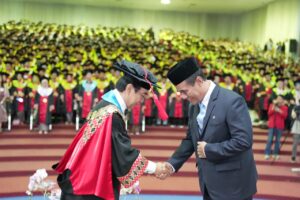 Motivasi Menteri Pertanian kepada Wisudawan Unhas Periode April 2025

