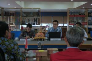 Dorong Hilirisasi dan Pengembangan SDM, Unhas Jajaki Kerja Sama dengan Huayou Indonesia dan PT. Vale