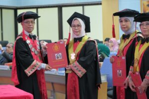 Empat Guru Besar Baru Fakultas Teknik Unhas Paparkan Gagasan Strategis di Bidangnya