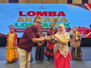 Hotel Unhas Gelar Lomba Menulis Aksara Lontarak, Wujud Dukungan Pelestarian Budaya dan Bahasa