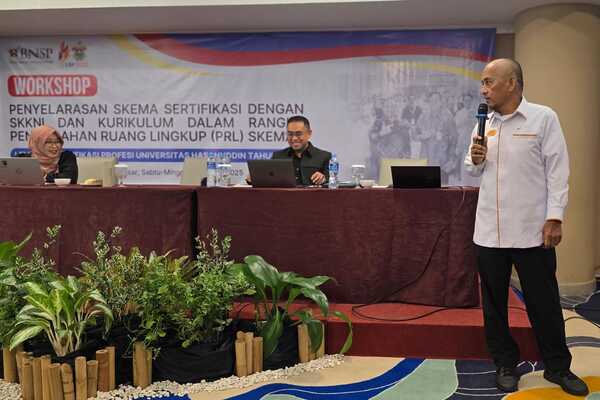 Unhas Gelar Workshop Penyelarasan Skema Sertifikasi dengan SKKNI dan Kurikulum