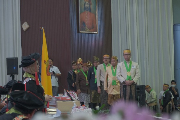 Penyerahan Brevet Dokter Spesialis dan Subspesialis, Sumpah Dokter, serta Janji Sarjana Lulusan Baru FK Unhas
