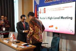 Prof. JJ Pimpin Rectors High-Level Meeting dalam JWG, Paparkan Ide Konsorsium Riset 6