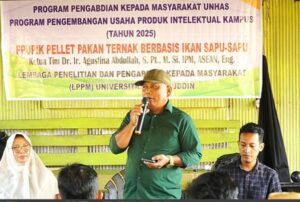 ubah Ancaman Jadi Peluang, Unhas Latih Warga Limpomajang Olah Ikan Sapu-Sapu Jadi Pakan Ternak 1