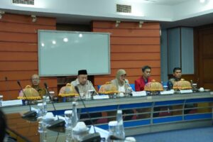 Prof. Akin Duli Sudah Saatnya Catatan Sejarah Indonesia Diperbaharui