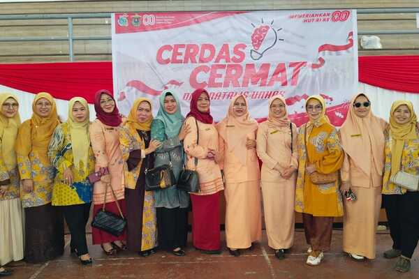 DWP Unhas Meriahkan HUT Kemerdekaan ke-80 dan Dies Natalis ke-69 dengan Lomba Cerdas Cermat