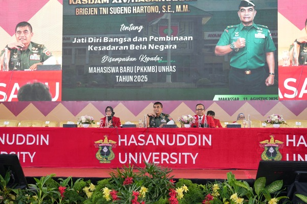 Kasdam XIVHasanuddin Tekankan Pentingnya Jati Diri Bangsa dan Bela Negara kepada Mahasiswa Baru Unhas