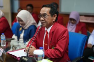 Prof. JJ Jadi Pendaftar Pertama Bakal Calon Rektor Unhas Periode 2026–2030