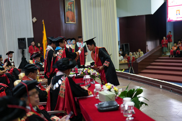 Daftar Lulusan Terbaik Universitas Hasanuddin Periode Wisuda September 2025