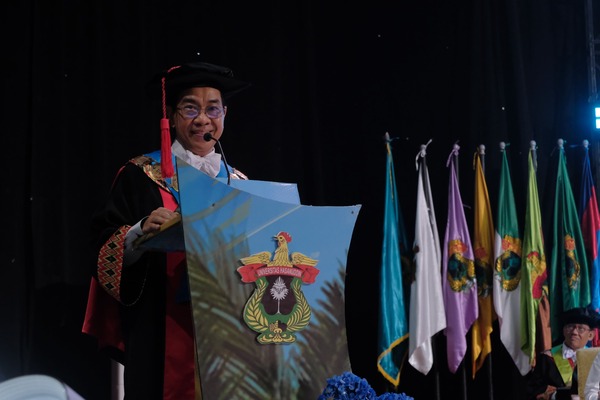 Dies Natalis ke-69 Unhas Prof. JJ Paparkan Capaian dan Komitmen Bangun Pendidikan Bermutu