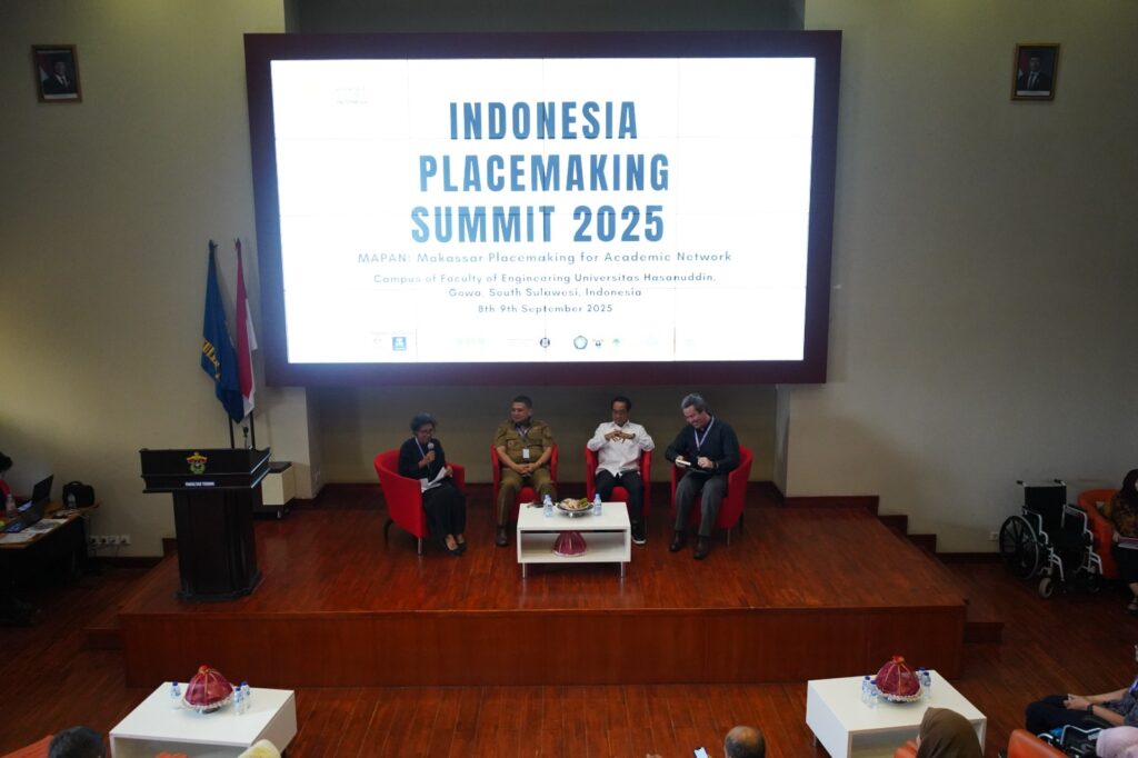 Rektor Unhas Tekankan Kampus Sebagai Ruang Publik pada Indonesia Placemaking Summit 2025
