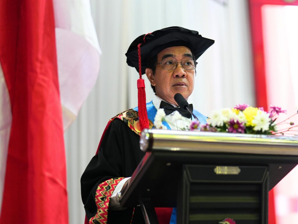 Wisuda Periode September 2025, Unhas Hasilkan 2.487 Alumni Baru dari Berbagai Jenjang